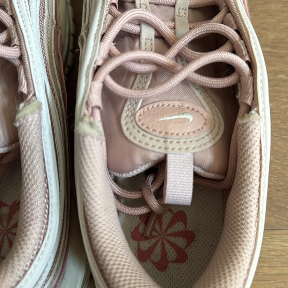 Nike Air Max 97 Barely Rose Womens Sz 8 Pink Low Top Sneaker - Picture 7 of 9